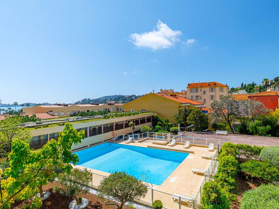 Lejlighed i Beaulieu-sur-Mer, Alpes-Maritimes - foto 1